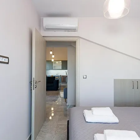 Aurora Suites Hanya