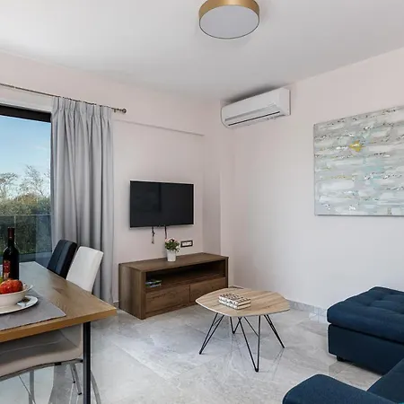 Aurora Suites Hanya
