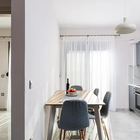 Aurora Suites *