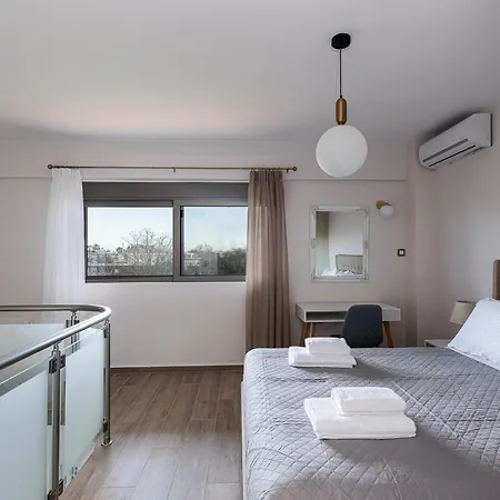 Aurora Suites Hanya