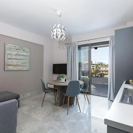 Aurora Suites *
