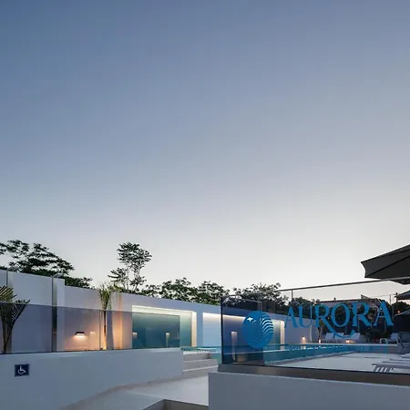 Hotel Aurora Suites *